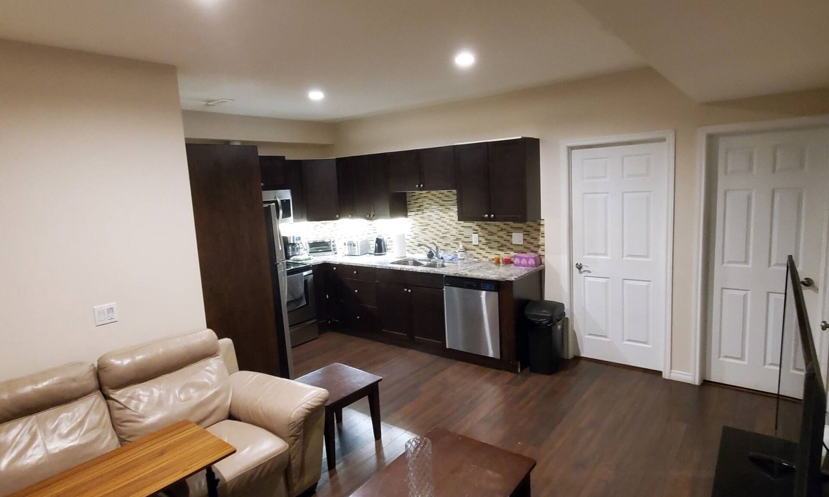 Timberlea Apartment | 1-BR Basement Suite 5 Min Walk to Bus Closest to Site