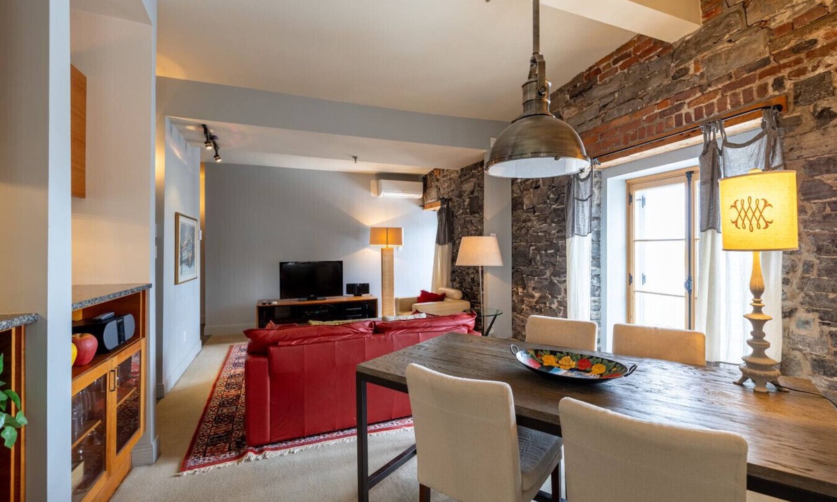 Lower Town Apartment | 1002 · Les Immeubles Charlevoix - 1002