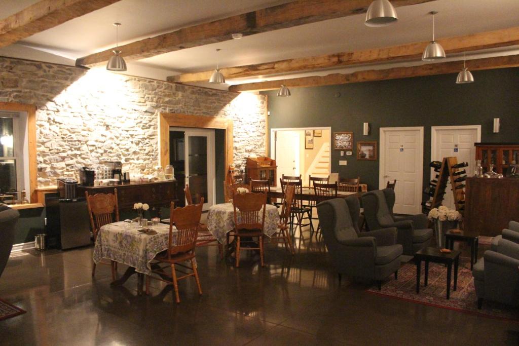 Merrickville Bed & Breakfast | 1840 Guest House B&B Merrickville