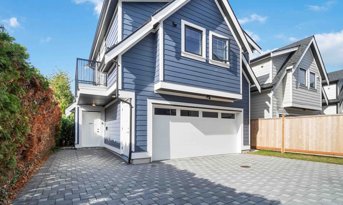 Ladner House | 1BD Cute Coach Home B in Delta!