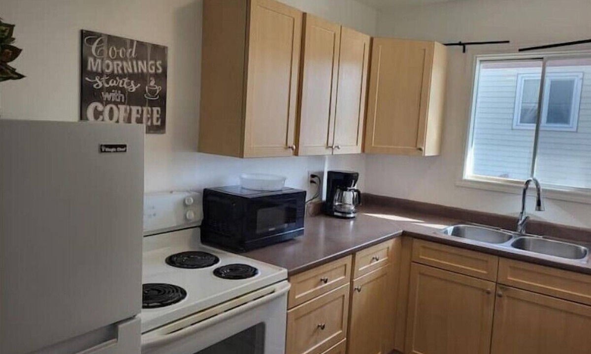 Cranbrook Apartment | 2 bdrm 716 23a ave n unit An