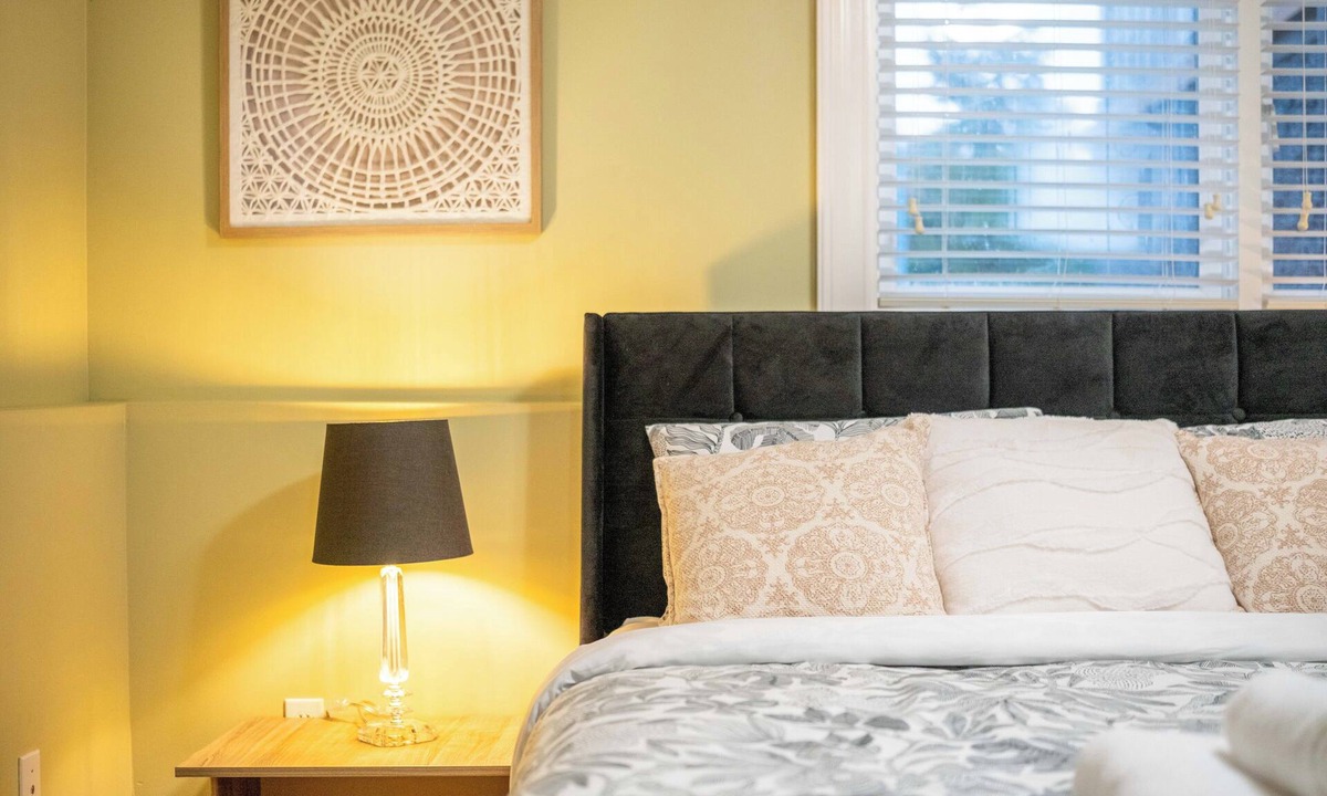 West Side House | 2BR Trafalgar Retreat near UBC & Pacific Spirit