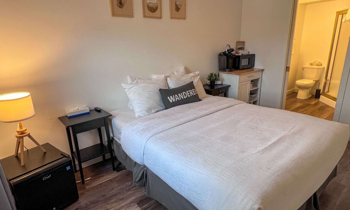 Fernie Condo | 5 Minute Drive to the Resort & Fernie.