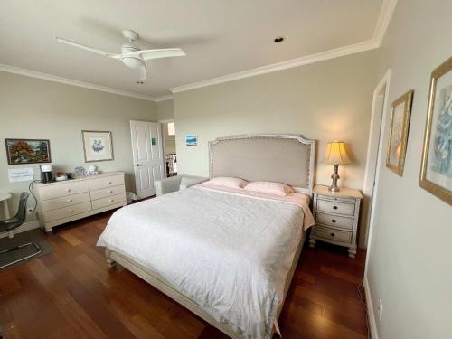 Richmond House | A lucky quiet en-suite on the second floor with independent entranceclose to YVR