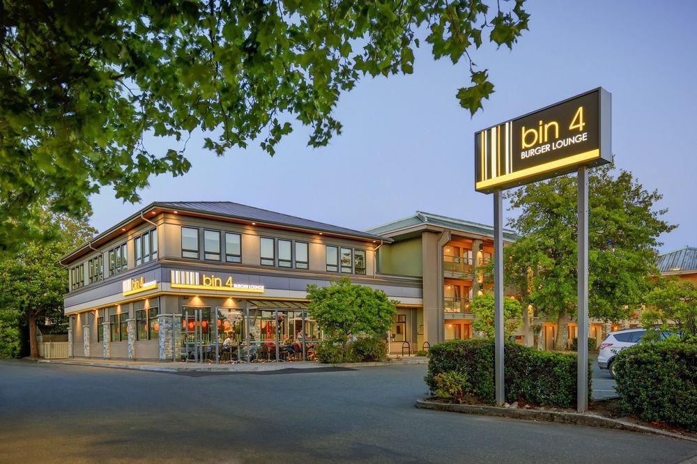 Saanich Hotel | Accent Inns Victoria