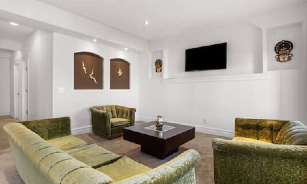 Symons Valley House | "Adya" a Luxury Stay from Richfort Hospitality