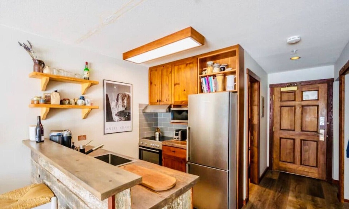 Apex Mountain Apartment | Apex Mountain ~ Montgomery Inn