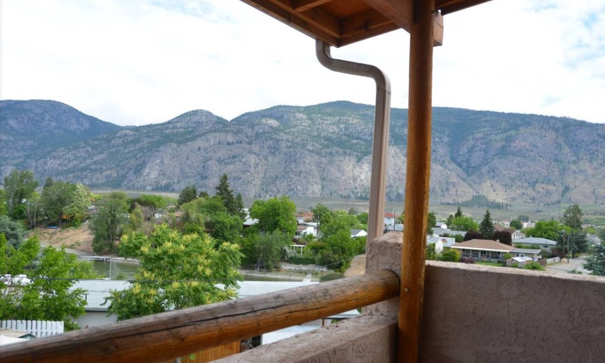 Osoyoos Hotel | Avalon Inn