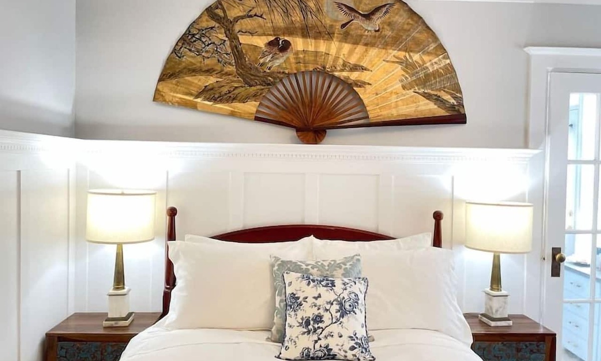 Fairfield Apartment | Bachelor Suite in Heritage Manor, Fairfield