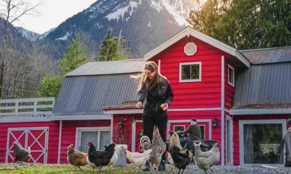 Upper Squamish House | Barn Loft