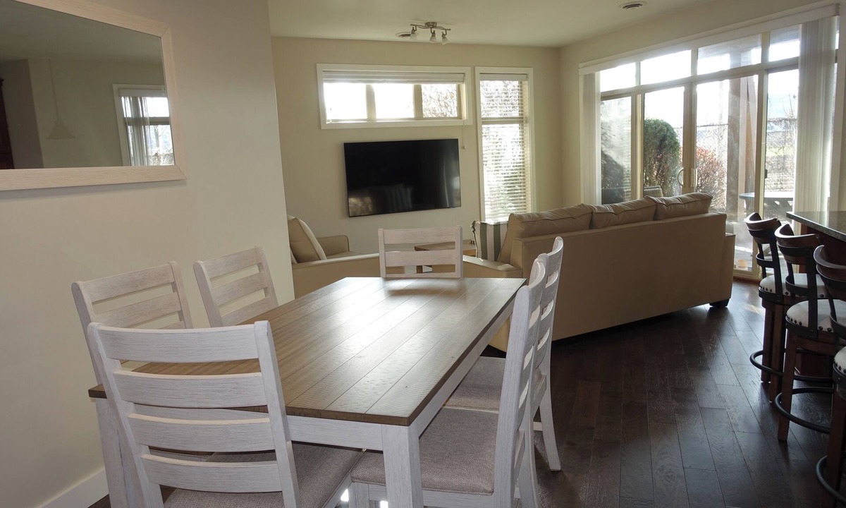 Westbank Condo | Barona Beach lakefront Resort -Main floor condo - Pool-Hot tub-Private beach