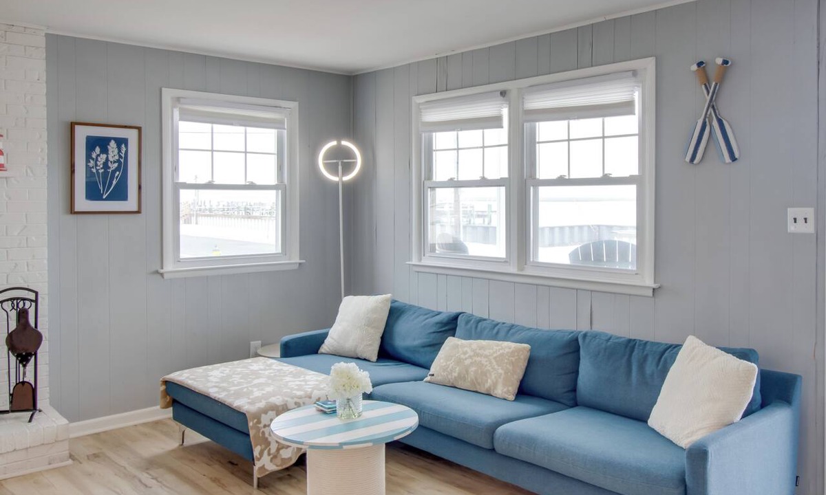 Brigantine Cottage | Bayfront Brigantine Escape w/Porch & Bay Views!