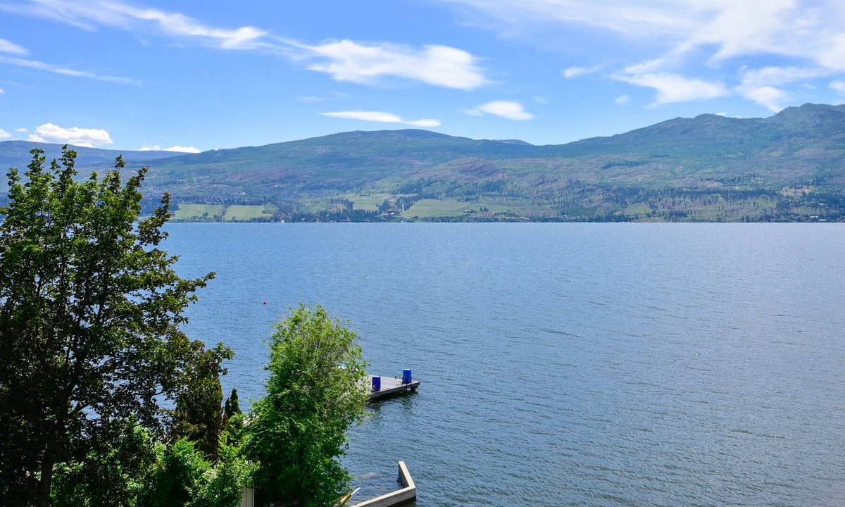 Westbank Apartment | Beautiful Lake Okanagan At Your Doorstep!
