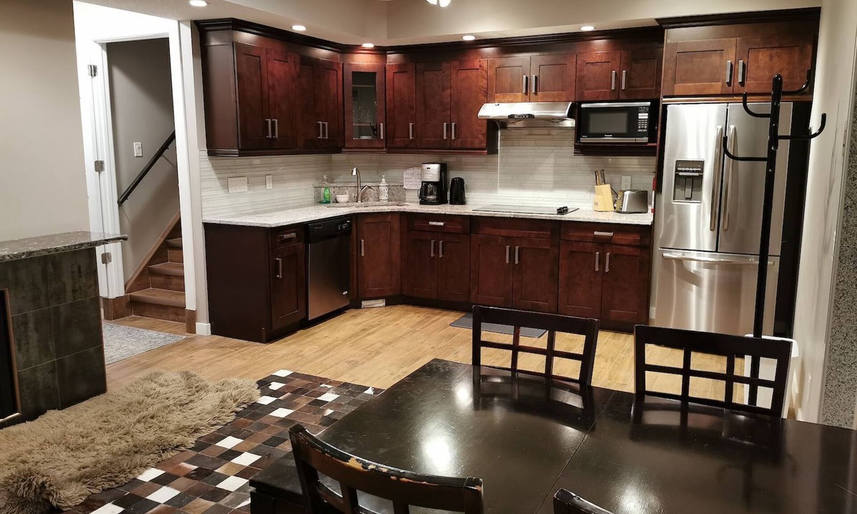 Panorama Hills Apartment | Beautiful renovated apartment in North West Calgary