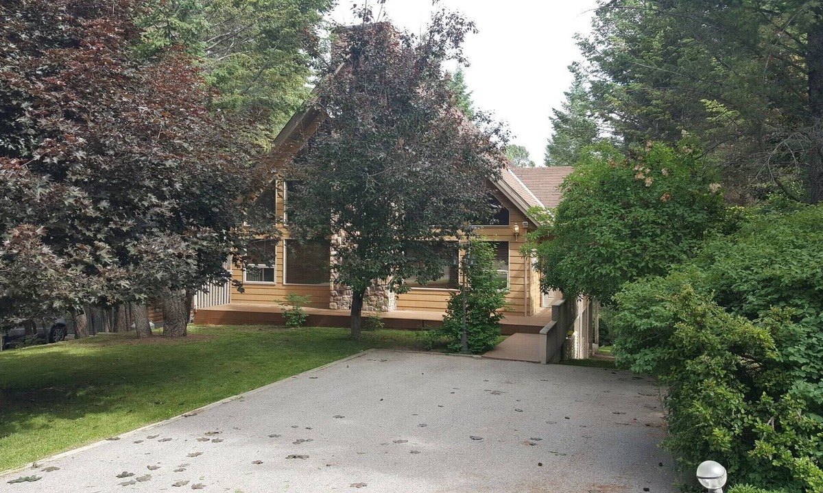 Windermere House | Beautiful Timber Ridge 2 Home- PRIVATE Access Lake/Beach Community