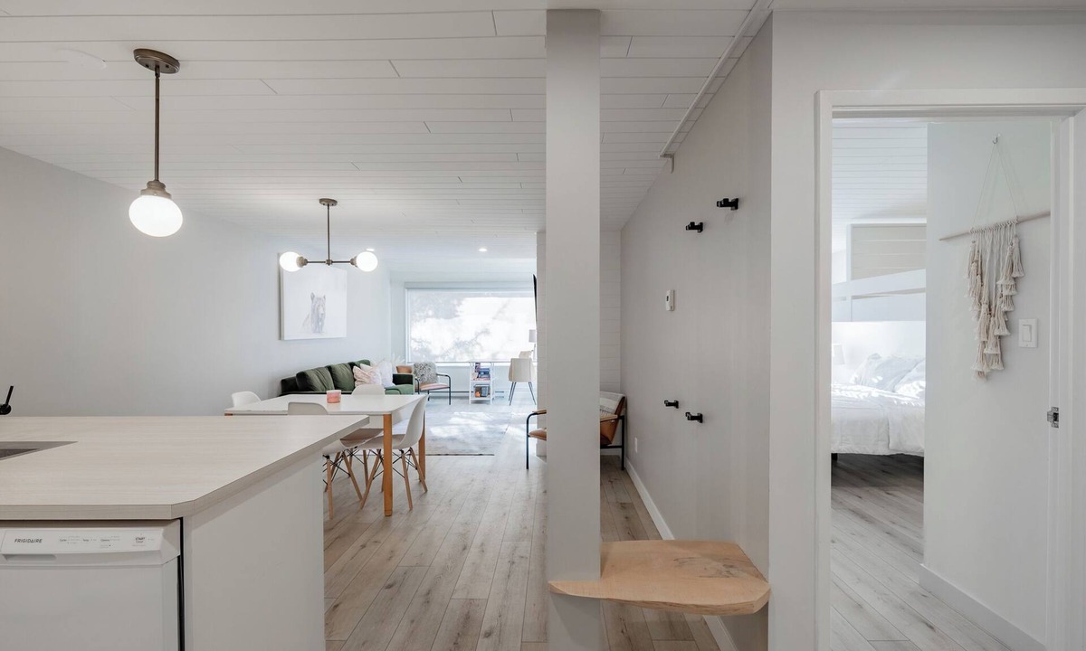 Panorama Condo | Beautifully renovated condo at Panorama Mountain Resort in Toby Creek Lodge