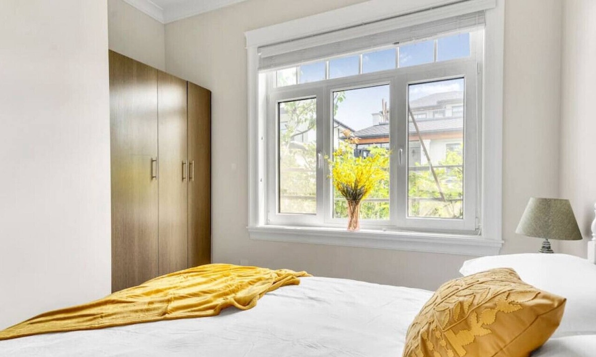 Arbutus Ridge House | Best Coach House On the West Side of Vancouver