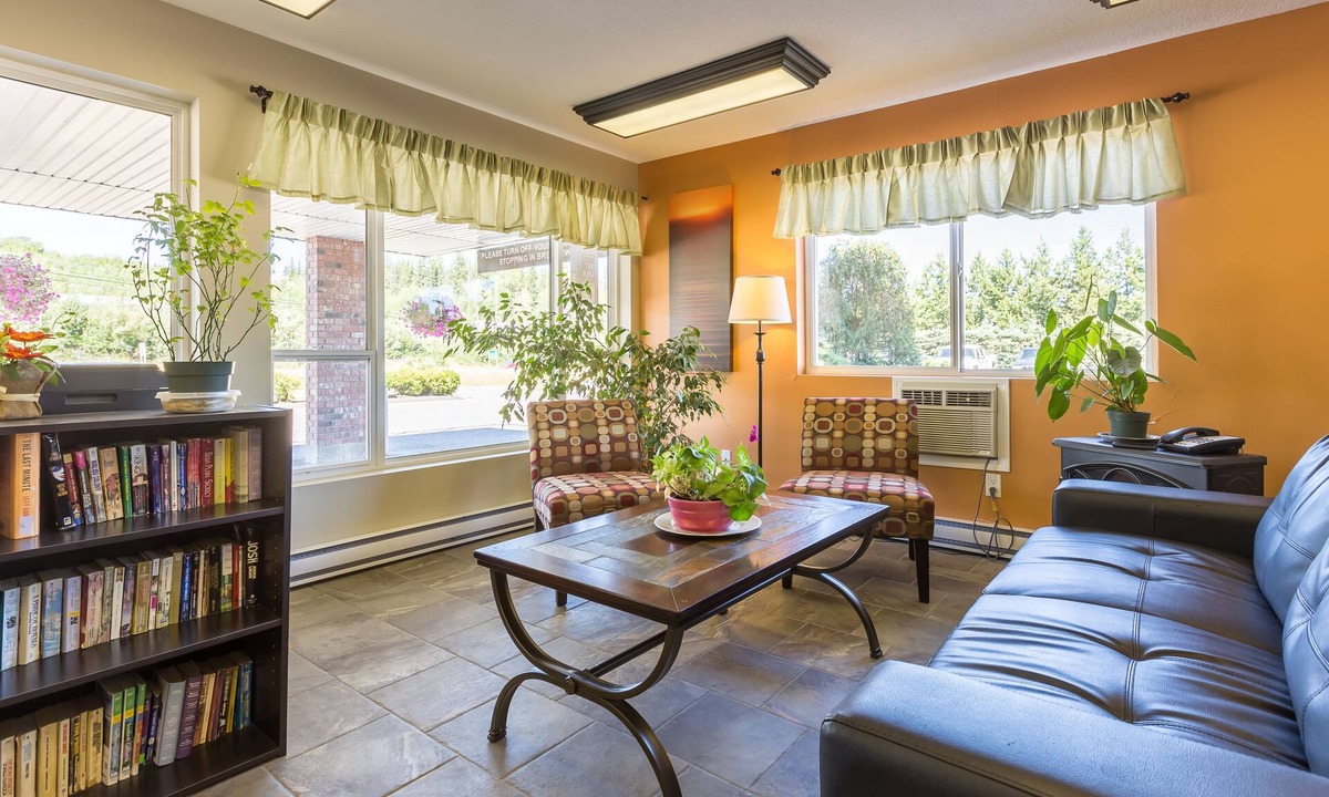 Prince George Hotel | Bon Voyage Inn