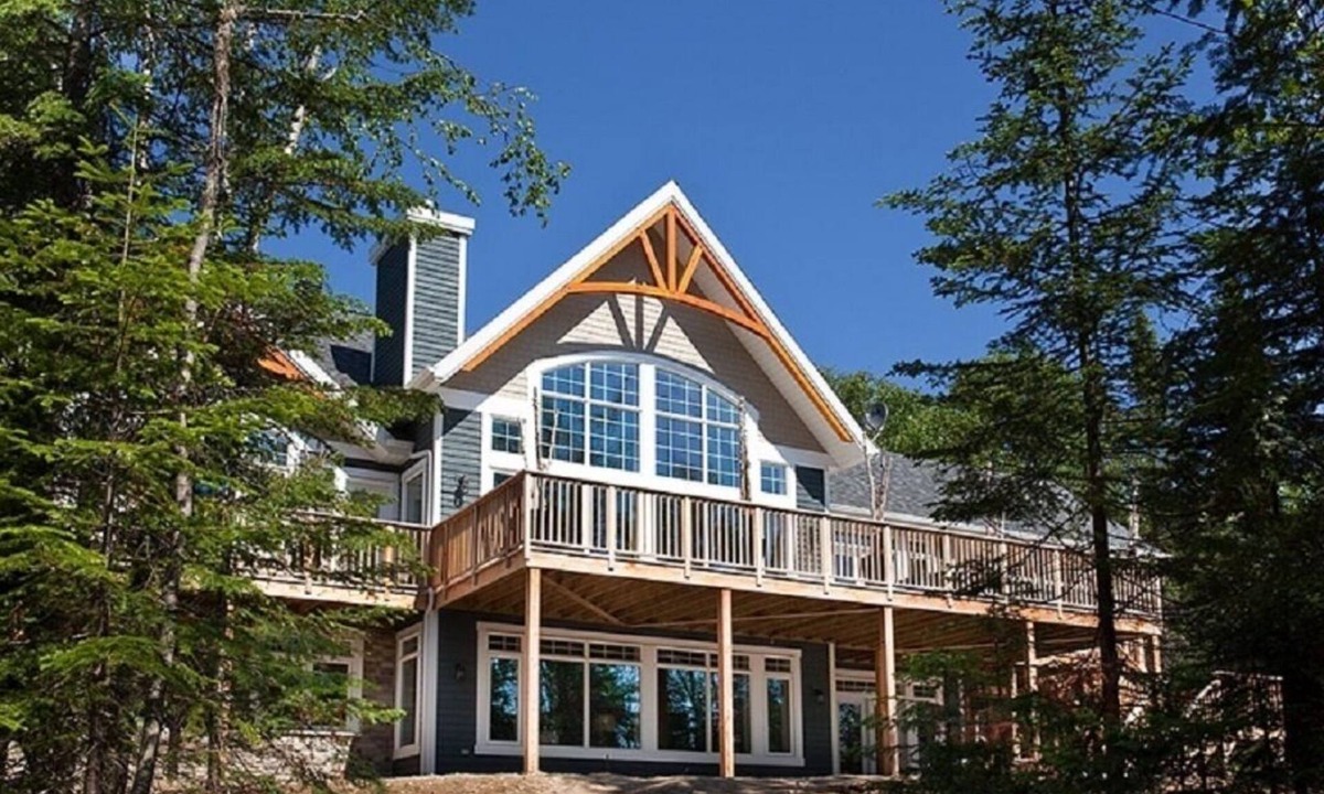 Petite-Riviere-Saint-Francois Villa | Cottage for Rent : CHA-12 | Petite-Rivière-Sa