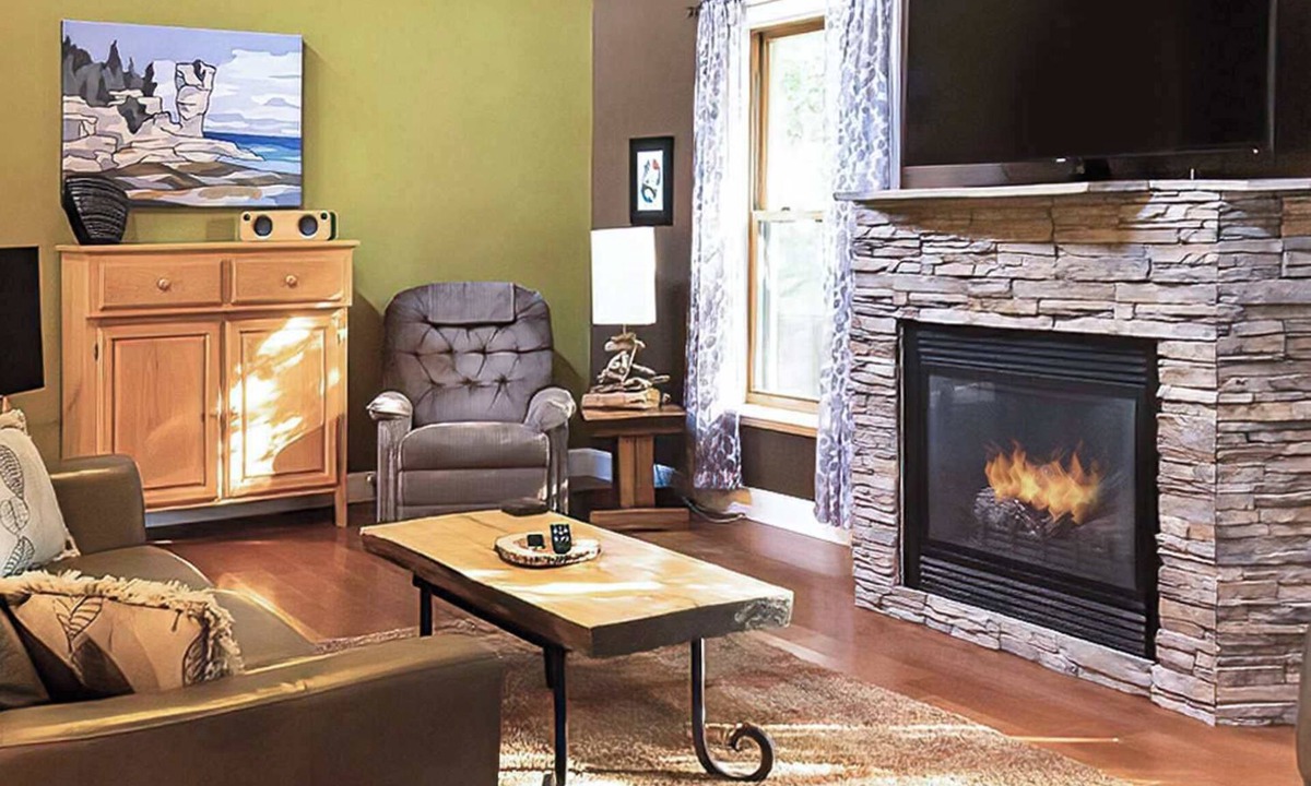 Tobermory House | Cabin Near Little Tub Harbour & Flowerpot Tours