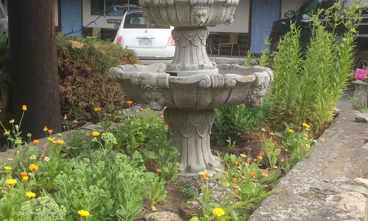 North Bend Hotel | Canyon Alpine Motel