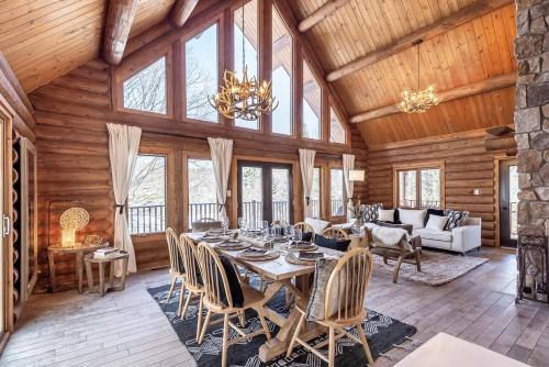Saint-Faustin-Lac-Carre Villa | Chalet du Lac Rougeaud