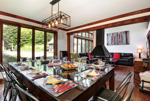 Stoneham Ski Chalet | Chalets Alpins- 10 Chemin des Montagnards