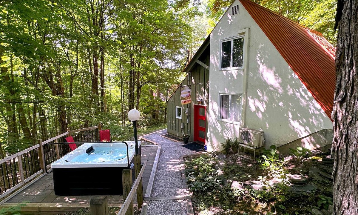 Orford House | Chalets Cheribourg - Le 144 - Spa