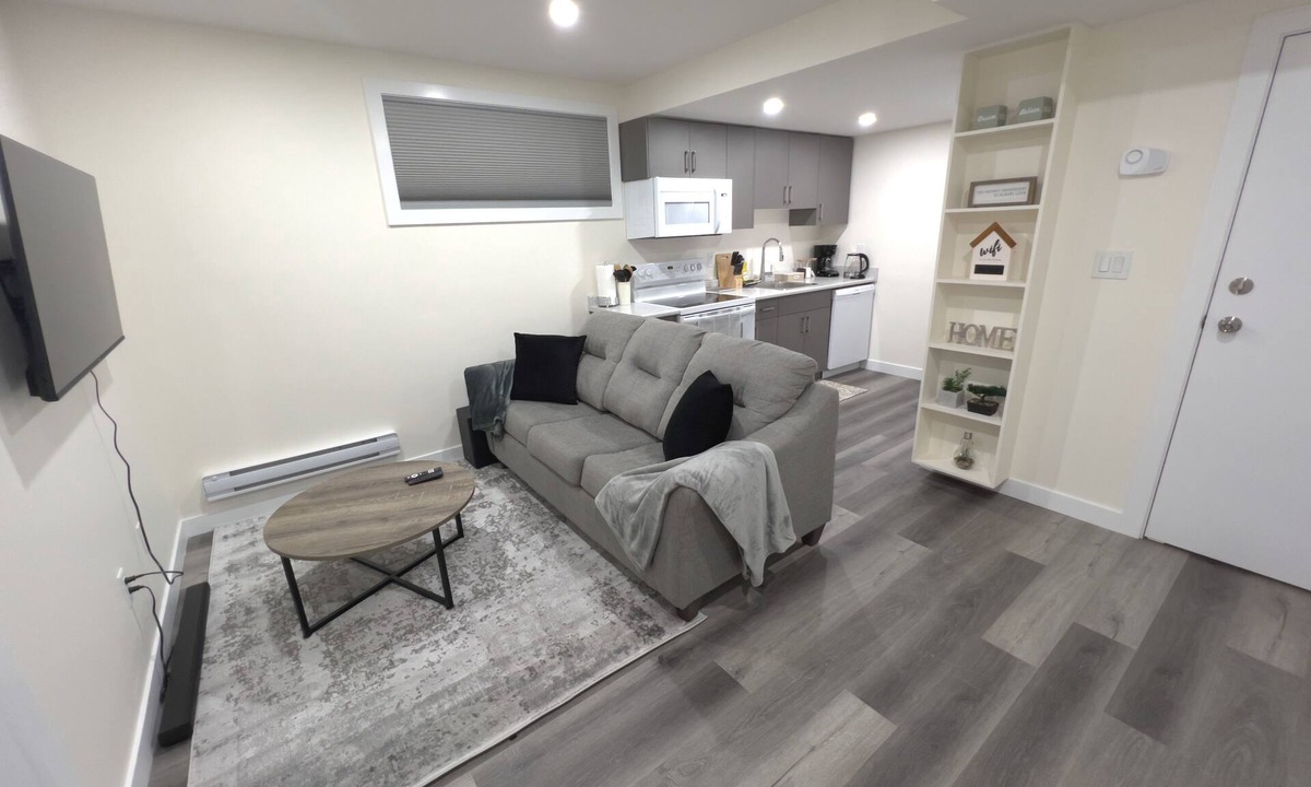 Saskatoon Apartment | Charissa's Harbour