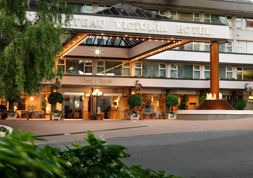 Downtown Victoria Hotel | Chateau Victoria Hotel & Suites