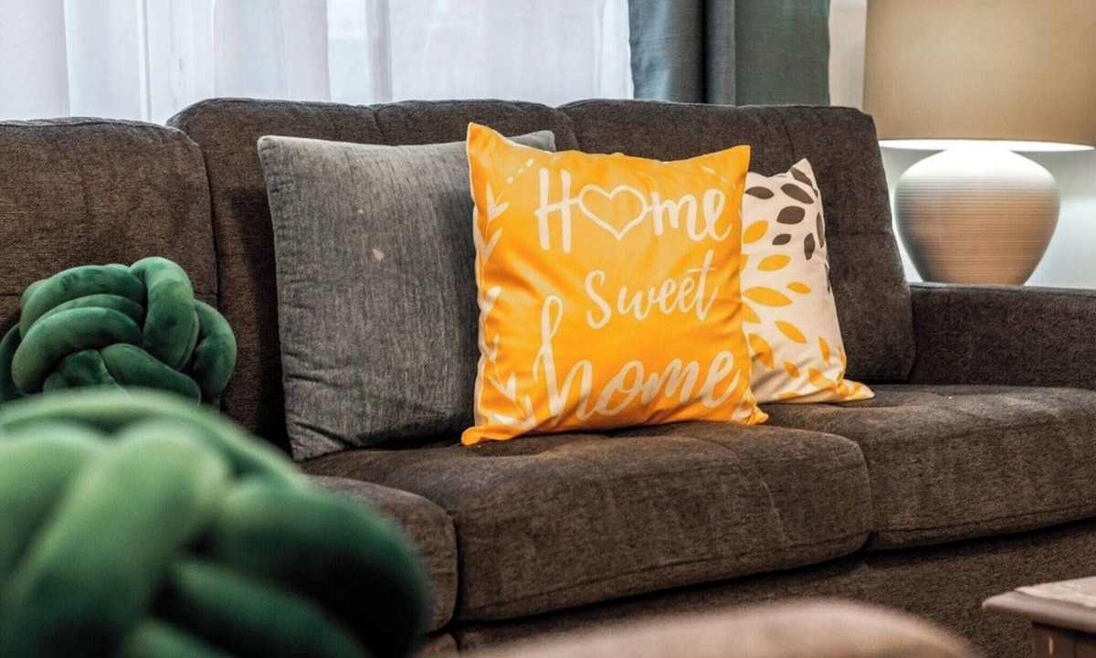 Stony Plain House | Chiccityescape3BDRM King