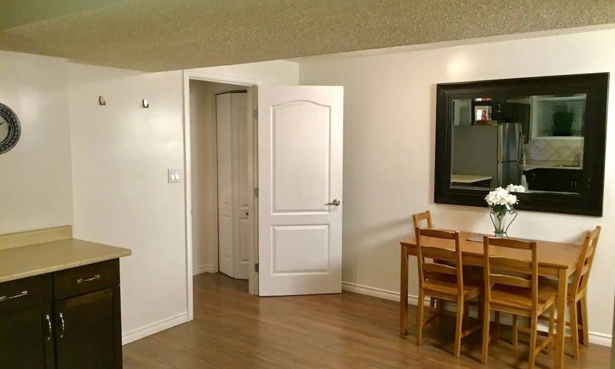 Midnapore Apartment | Clean and Cozy- 2BD/2 Full Baths Private Suite HUGE SqFt Laundry Full Kitche