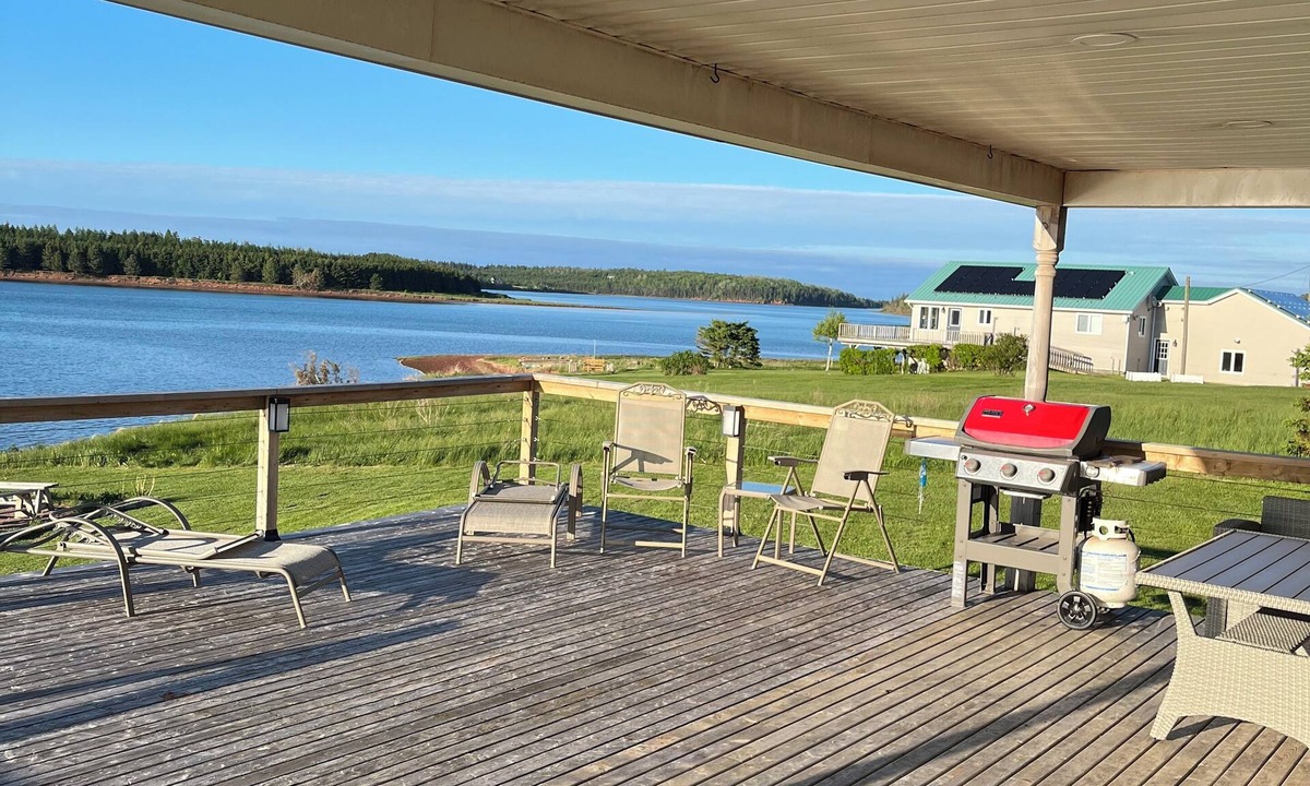 Clinton Cottage | Clinton Waterfront Cottagen