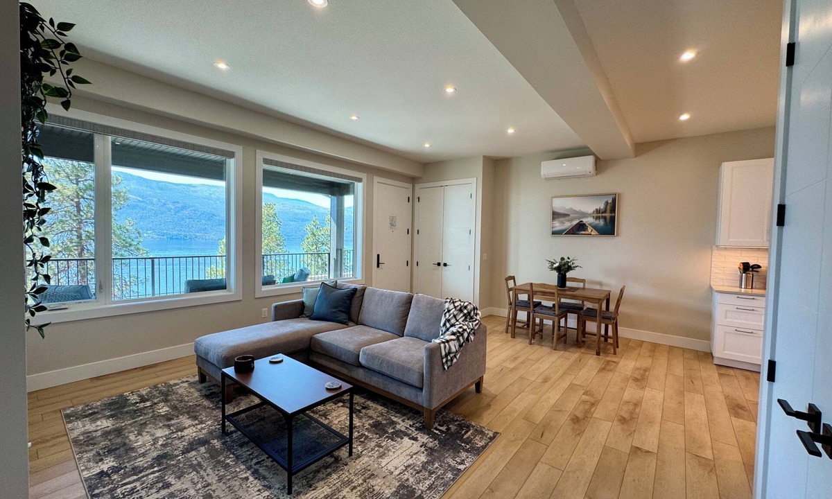 Central Okanagan House | Close to beaches, hiking and wineries