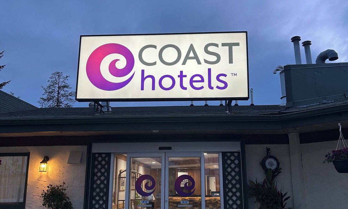 Whitecourt Hotel | Coast Whitecourt Hotel