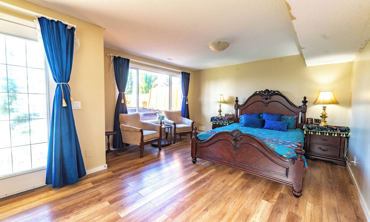 Cochrane Bed & Breakfast | Cochrane Cozy Garden Suite