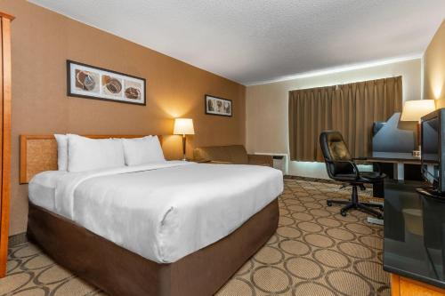 Regina Hotel | Comfort Inn Regina East