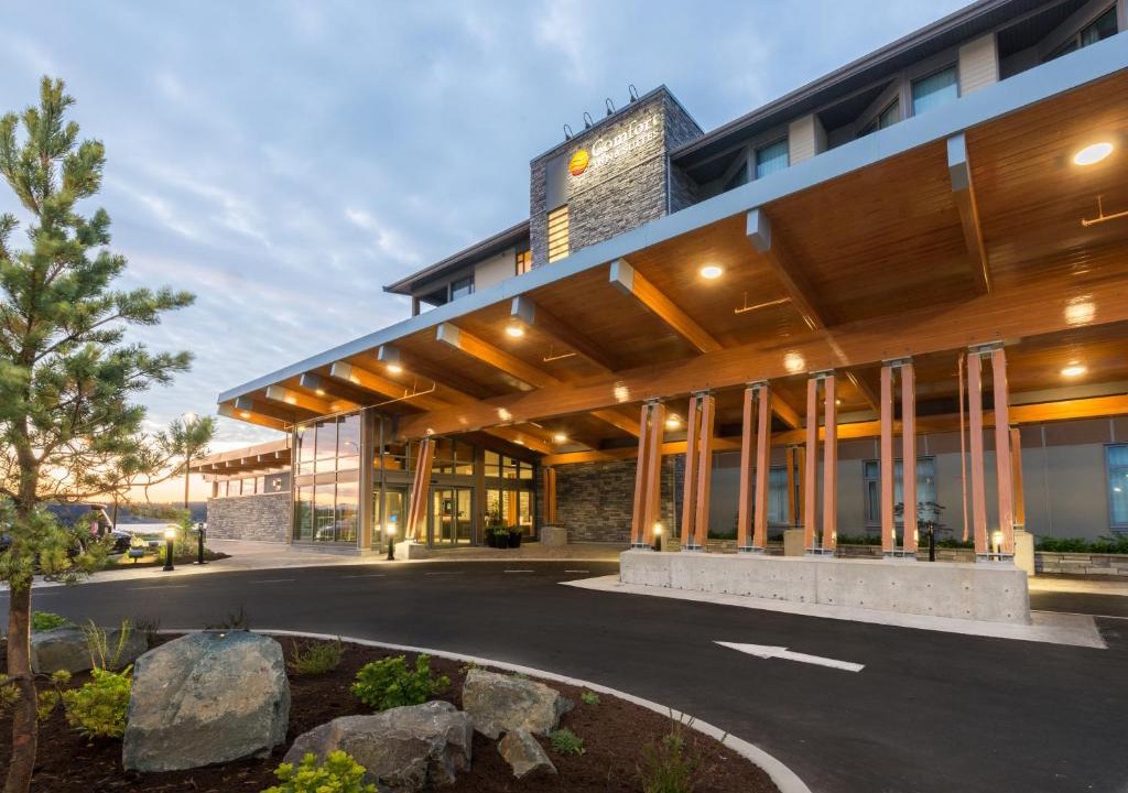 Campbell River Hotel | Comfort Inn & Suites
