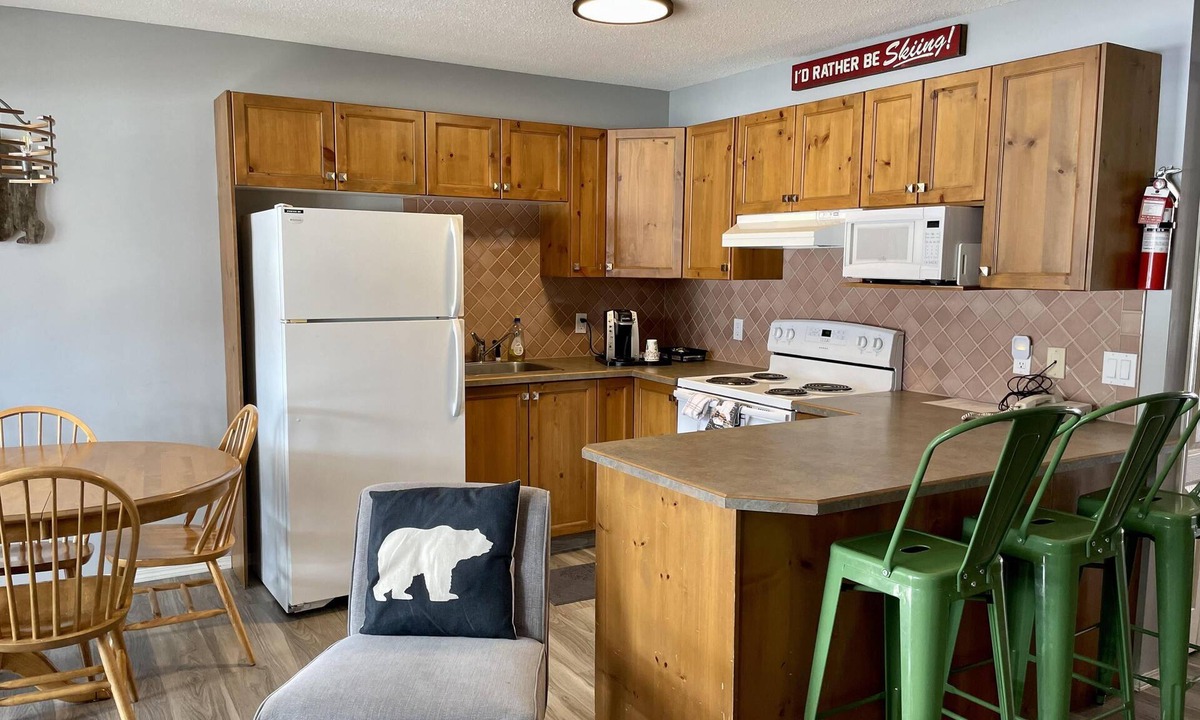 Fernie Resort | Condo 2 Bedroom 2 Bathroom-NO PETS