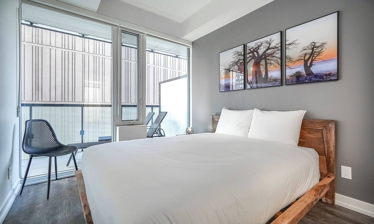 Bay Cloverhill Apartment | Corporate Stays - Amazing 1BR Apartment with Modern Amenities and Prime Comfort