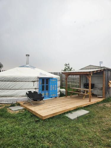 Division No. 7 House | COTC - The Coulee Yurt - Suite