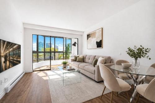 Yaletown Apartment | Cozy 2BR City Escape in Downtown Vancouver