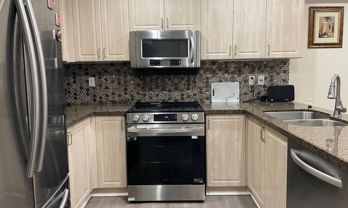 Churchill Meadows House | Cozy 4BR House in Mississauga