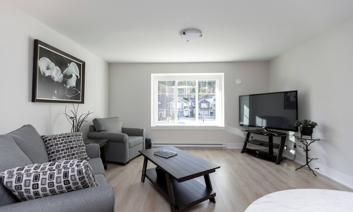 Colwood House | Cozy Corner on Trumpeter