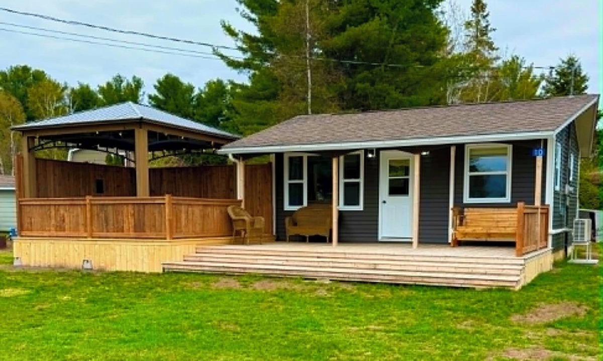 Richibucto Cottage | "Cozy Cottage" Where Small is the New Spacious!