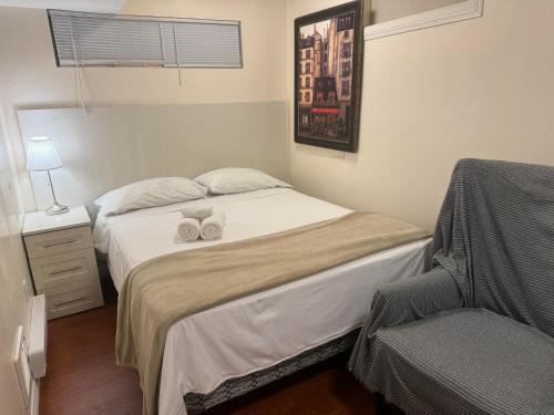 Dunbar House | Cozy Guest Home close downtown Vancouver, UBC and store