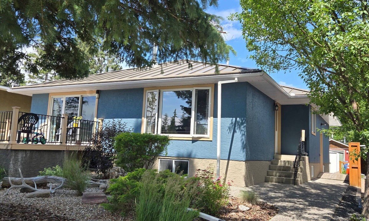 Northwest Calgary Apartment | Cozy Inner City Home | Close to Downtown