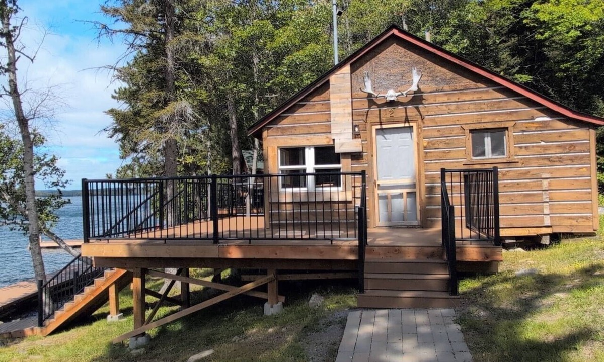 Nairn Centre Cabin | Cozy Retreat For Two