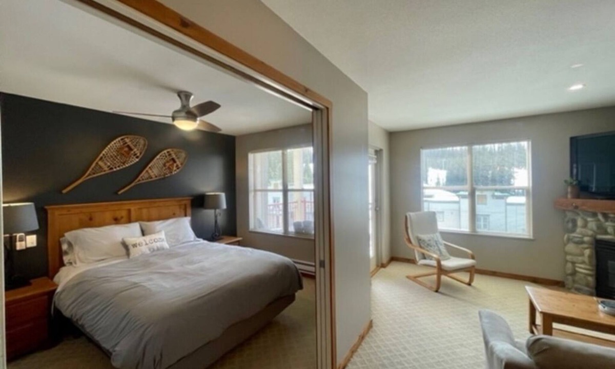 Silver Star Mountain Condo | Creekside condo w/full kitchen, gas fireplace, close to trails & village