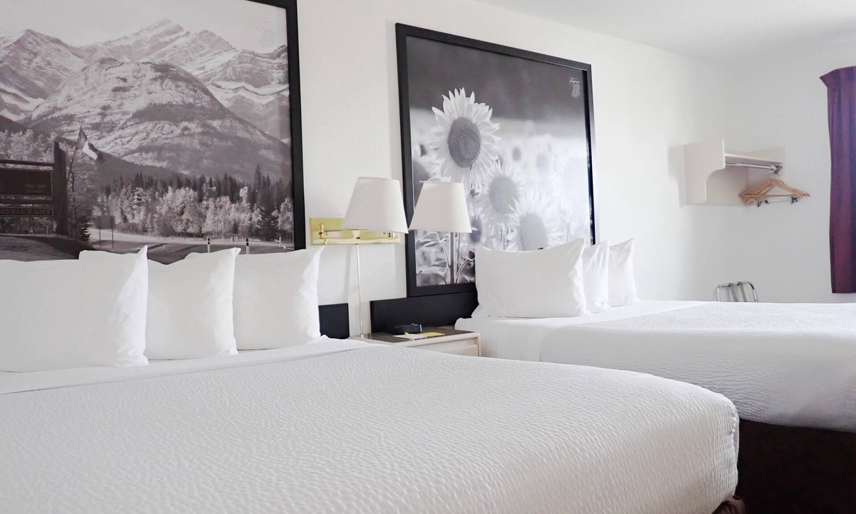 Taber Hotel | Days Inn by Wyndham Taber